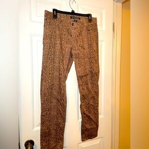 Celebrity Pink Original Denim Woman’s Snakeskin Skinny Jeans Size 9 Beige Brown